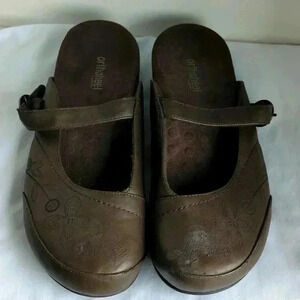 Orthaheel Melissa size 9